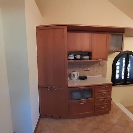 Apartmani Delas 2 Pjescana Uvala Esterno foto