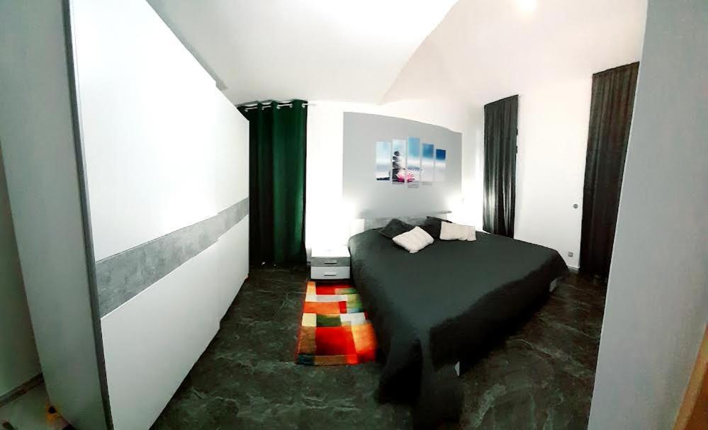 Apartmani Delas 2 Pjescana Uvala Esterno foto
