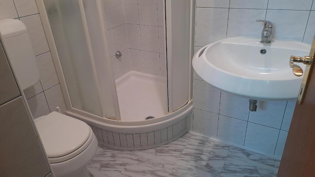Apartmani Delas 2 Pjescana Uvala Esterno foto