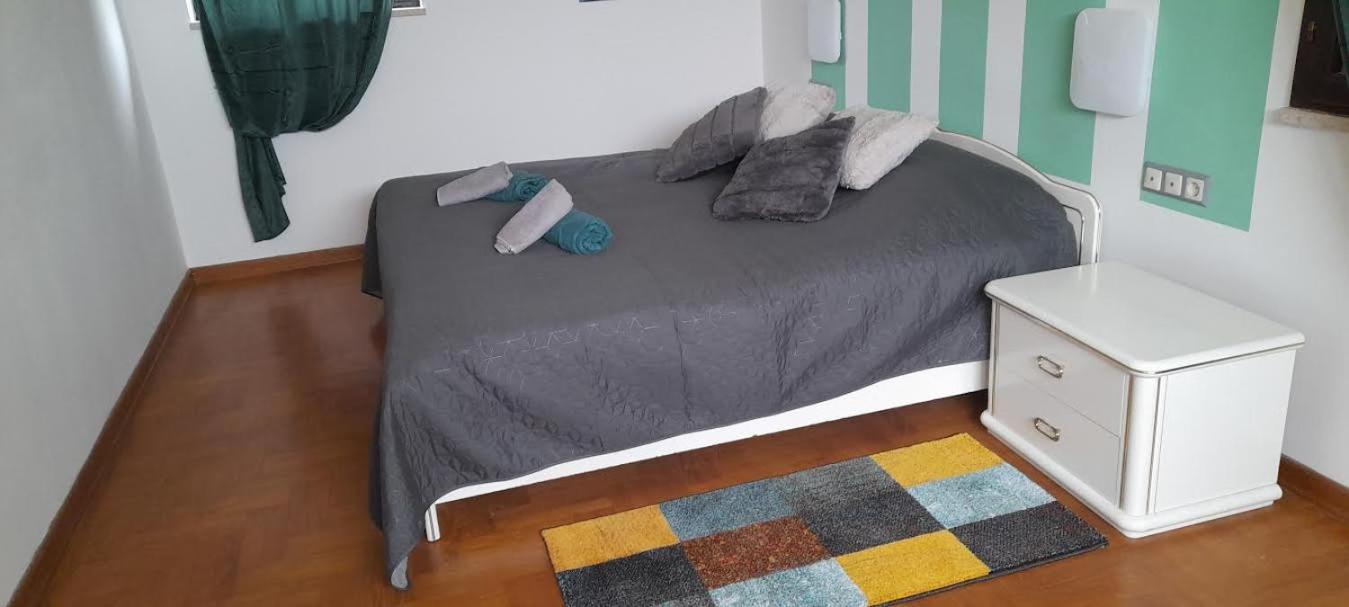 Apartmani Delas 2 Pjescana Uvala Esterno foto