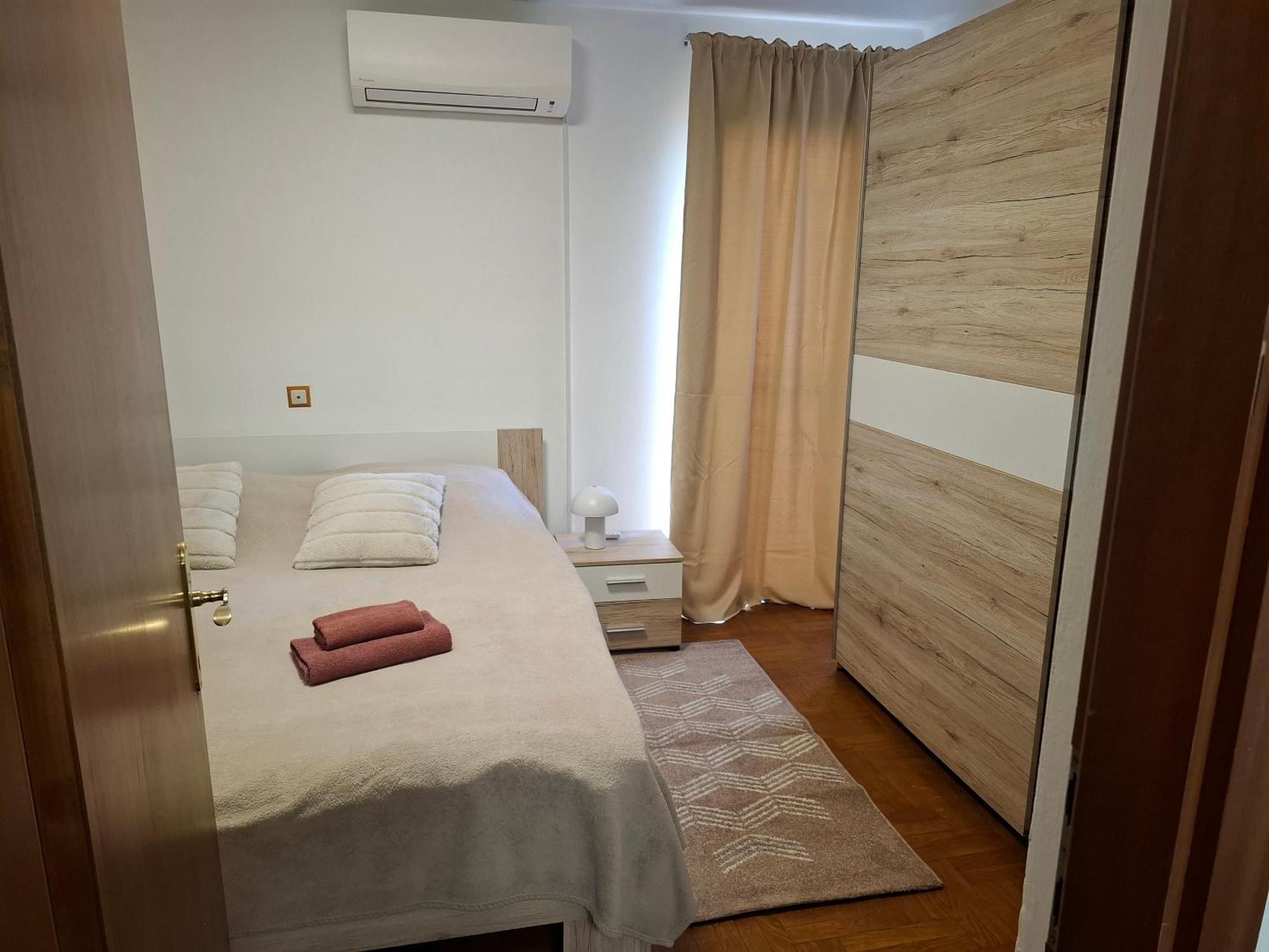Apartmani Delas 2 Pjescana Uvala Esterno foto